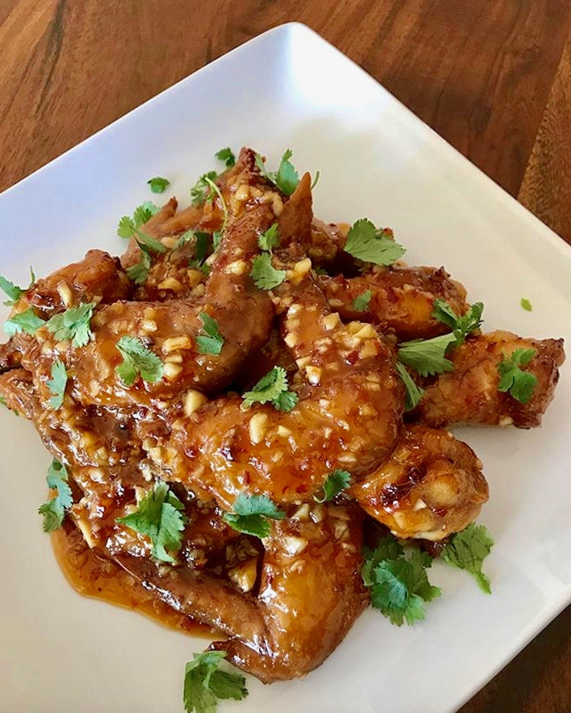 Sous Vide Chicken Wings
 Sous Vide Garlicky Chicken Wings