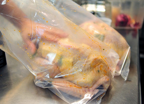 Sous Vide Whole Turkey
 Five Alternatives to Microwaving Your Thanksgiving Turkey