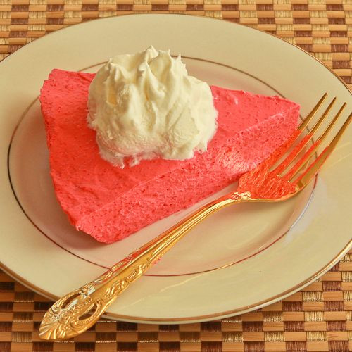 South Beach Diet Desserts
 Two Ingre nt Sugar Free Raspberry Yogurt Pie Recipe for