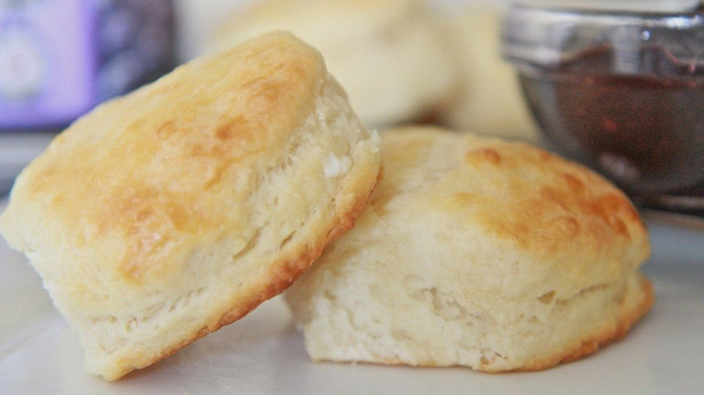 Southern Biscuit Recipe
 Easy Southern Buttermilk Biscuits Recipe