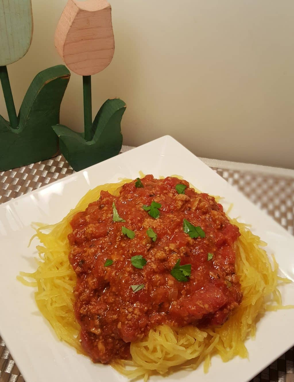 Spaghetti Squash In Pressure Cooker
 Instant Pot Pressure Cooker Spaghetti Squash and Meat