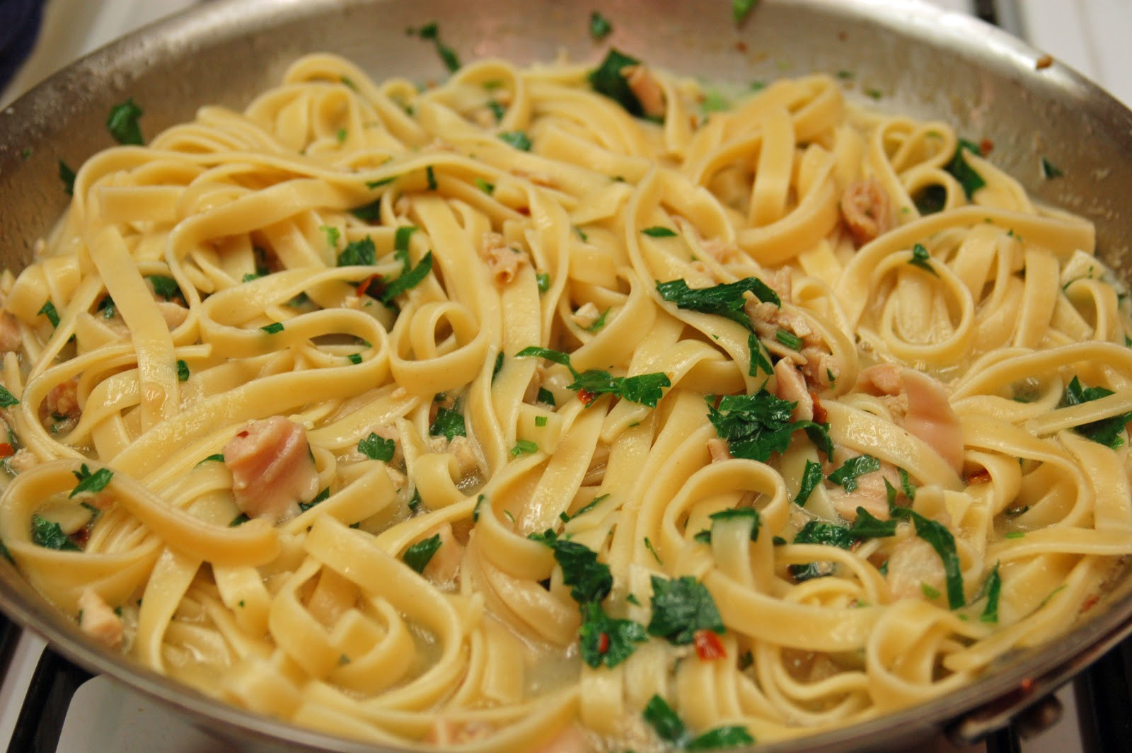 Spaghetti With Clam Sauce
 Rice Pot Mama February 2013