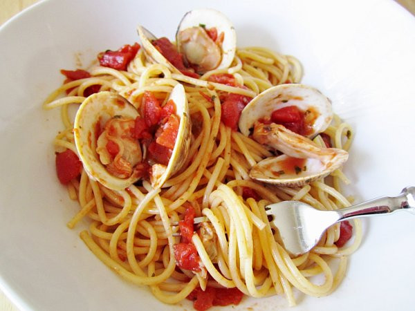 Spaghetti With Clam Sauce
 Mission Food Spaghetti with Red Clam Sauce