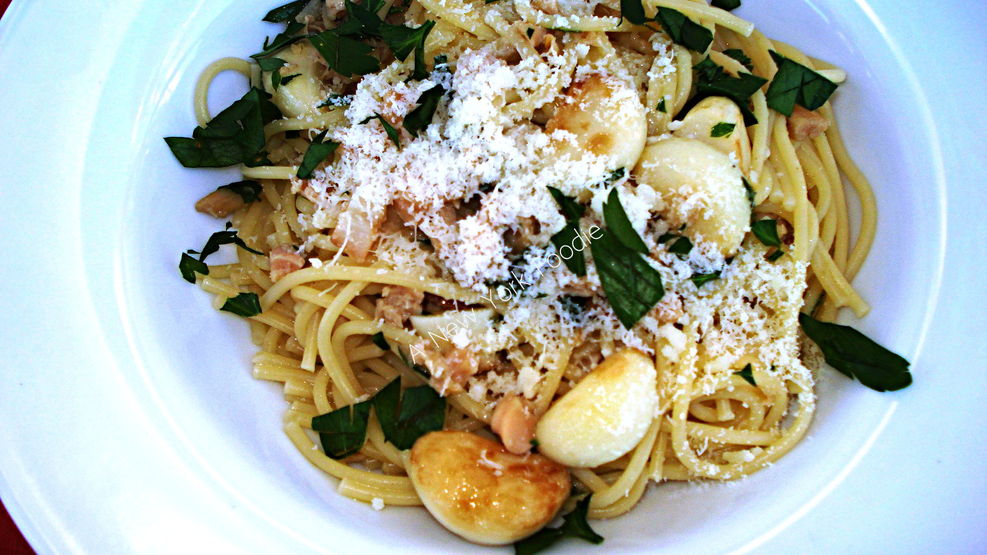 Spaghetti With White Clam Sauce
 Spaghetti with White Clam Sauce