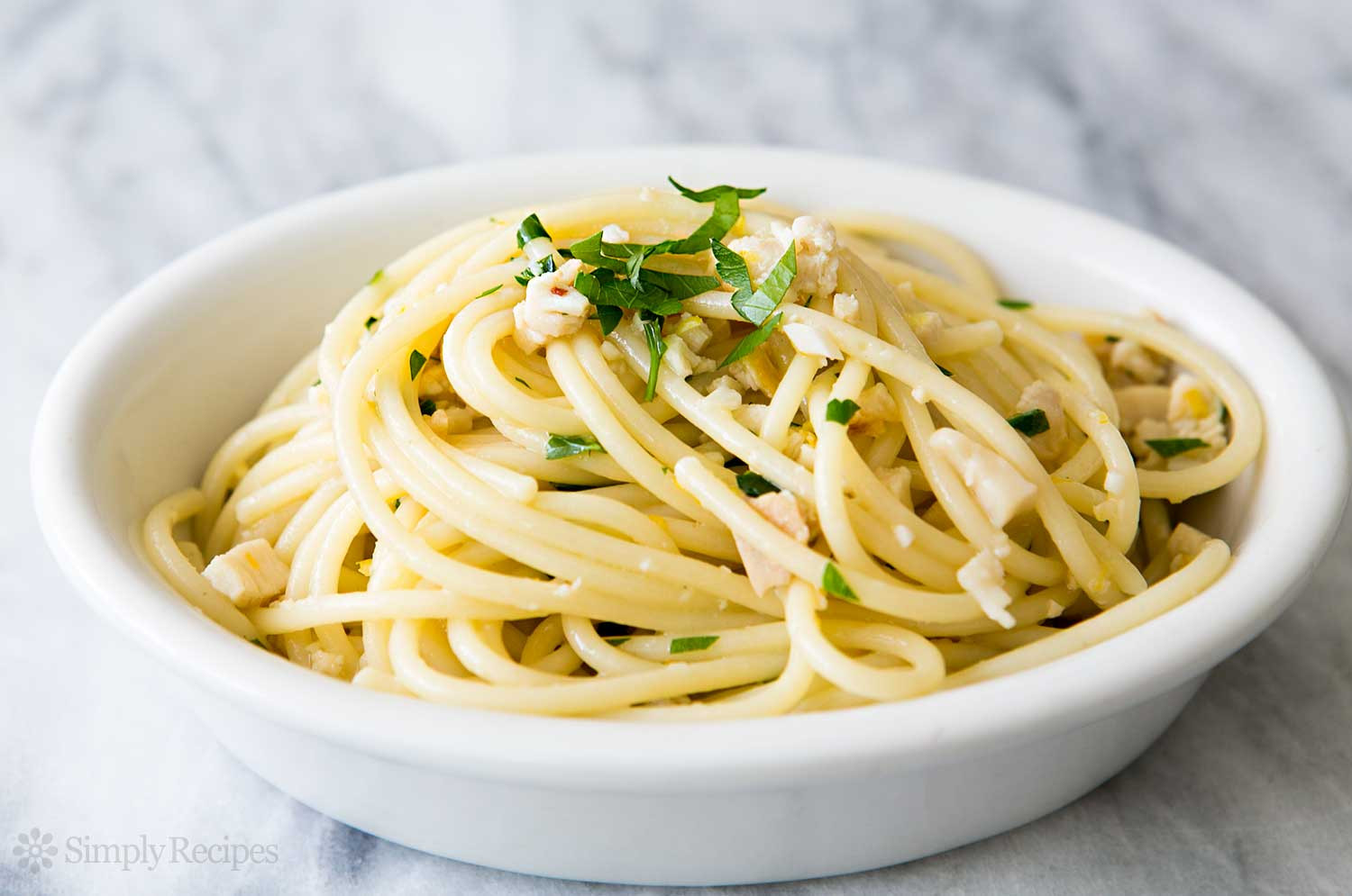 Spaghetti With White Clam Sauce
 Spaghetti with Clams Recipe