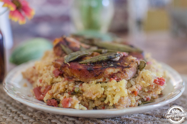 Spanish Pork Chops
 Slow Cooker Pork Chops with Spanish Rice