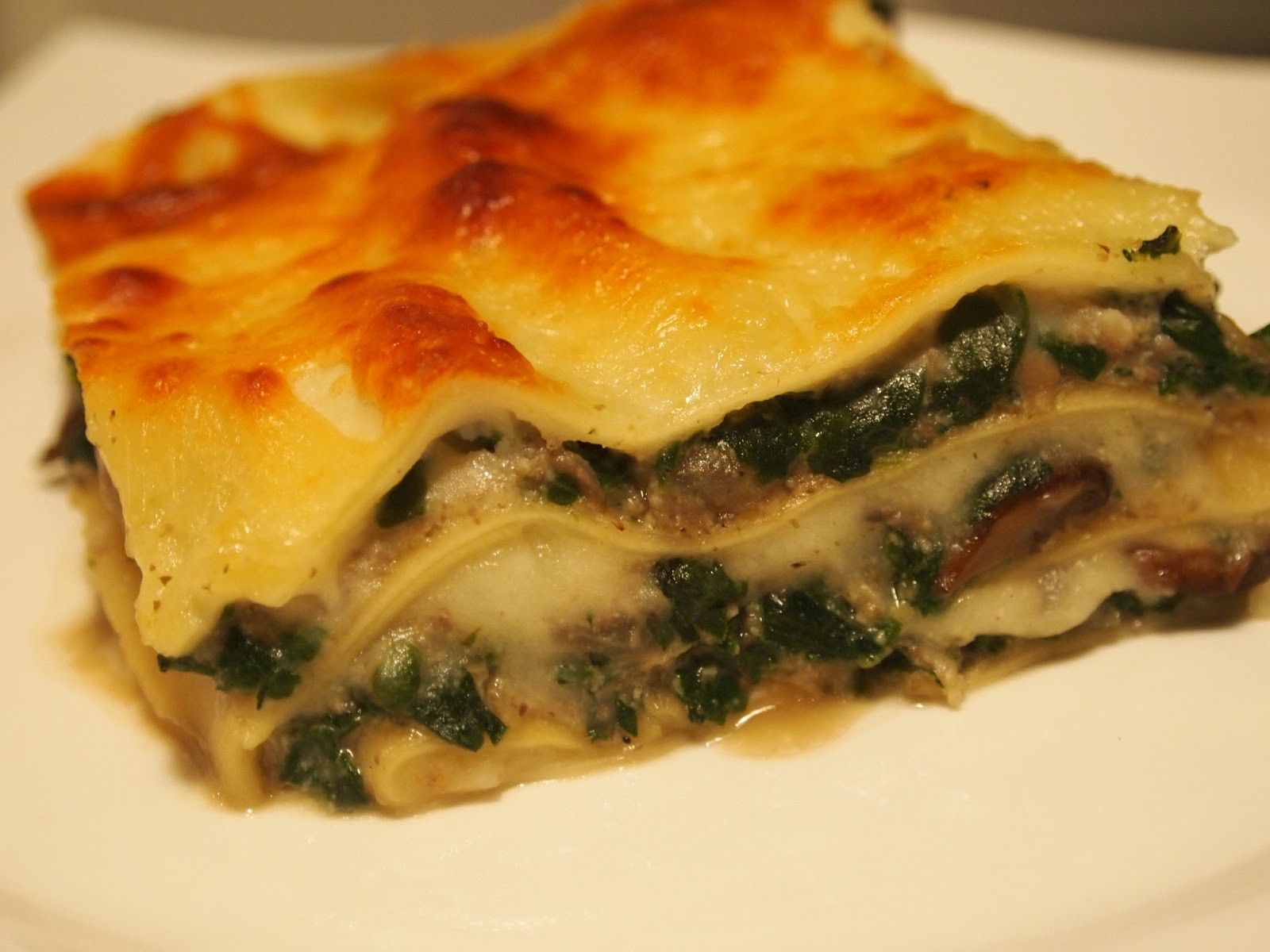 Spinach And Mushroom Lasagna
 Hungry Happy Healthy Mushroom and Spinach Lasagna