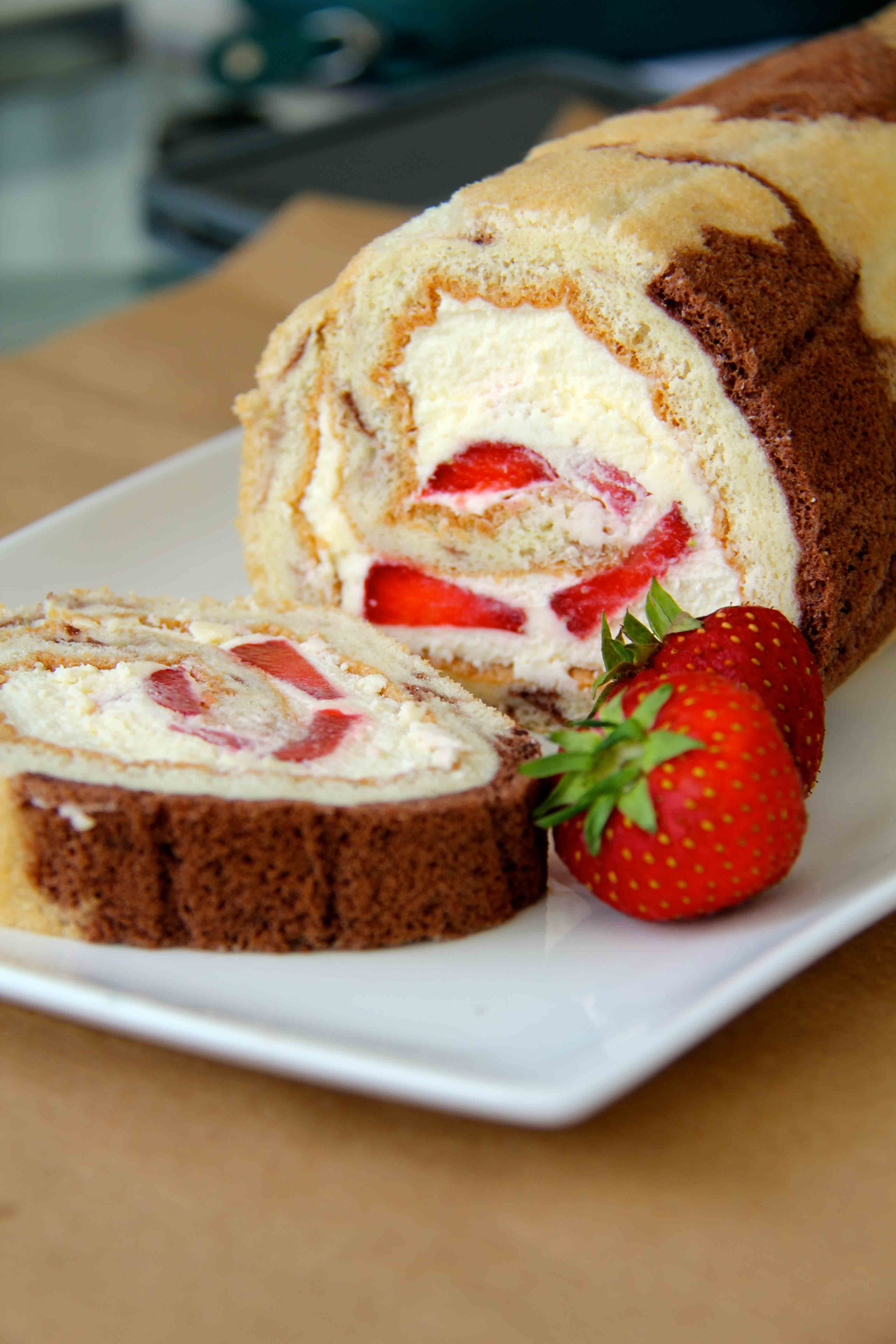 Sponge Cake Roll
 strawberry sponge cake roll
