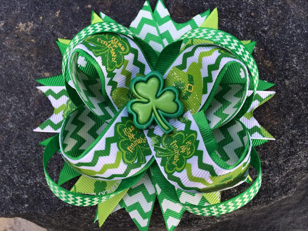 St. Patrick'S Day Cupcakes
 ST PATRICK S CHEVRON SHAMROCK BOUTIQUE RESIN HAIRBOW