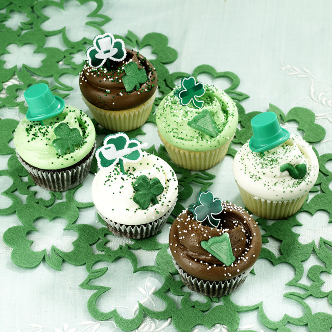 St Patricks Day Cupcakes
 NYC St Patrick s Day Cupcakes Magnolia Bakery