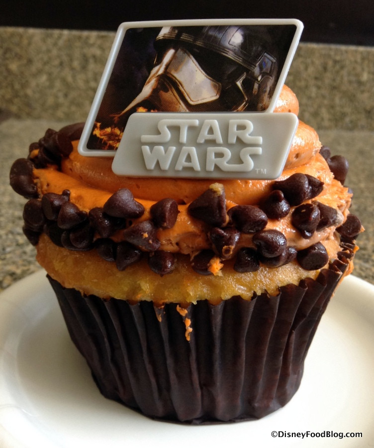 Star Wars Cupcakes
 Review Star Wars Cupcake at Contempo Cafe in Disney s