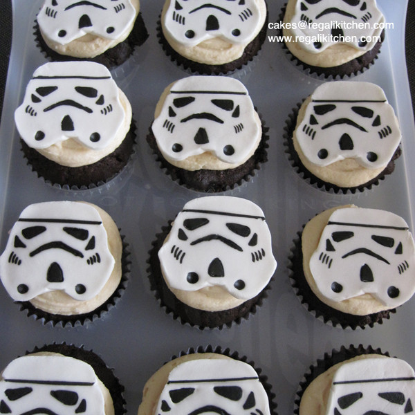 Star Wars Cupcakes
 Star Wars Cupcakes