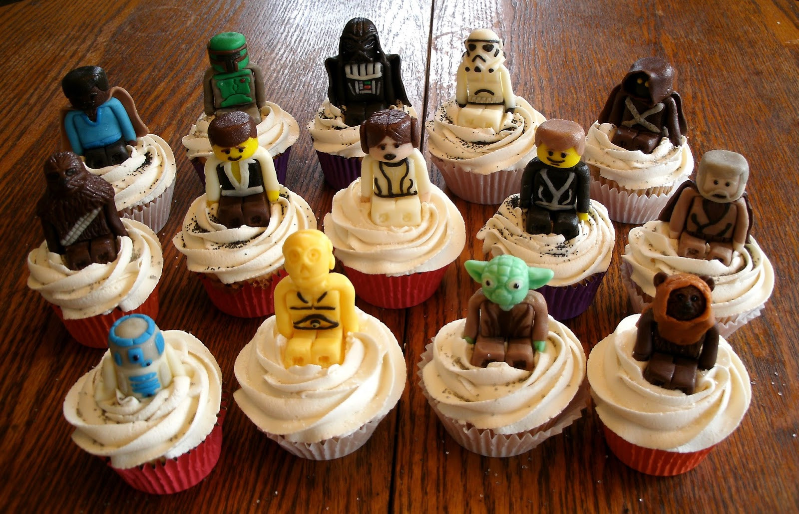 Star Wars Cupcakes
 MuyAmeno Cupcakes de Star Wars 3