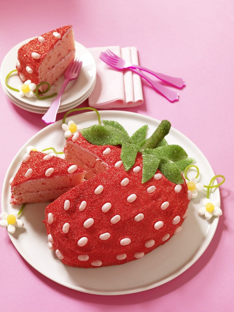 Strawberry Birthday Cake
 STRAWBERRY CAKE FOREVER – Hello Cupcake