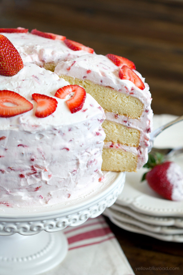 Strawberry Cake Recipe With Fresh Strawberries
 Fresh Strawberry Cake Recipe Yellow Bliss Road
