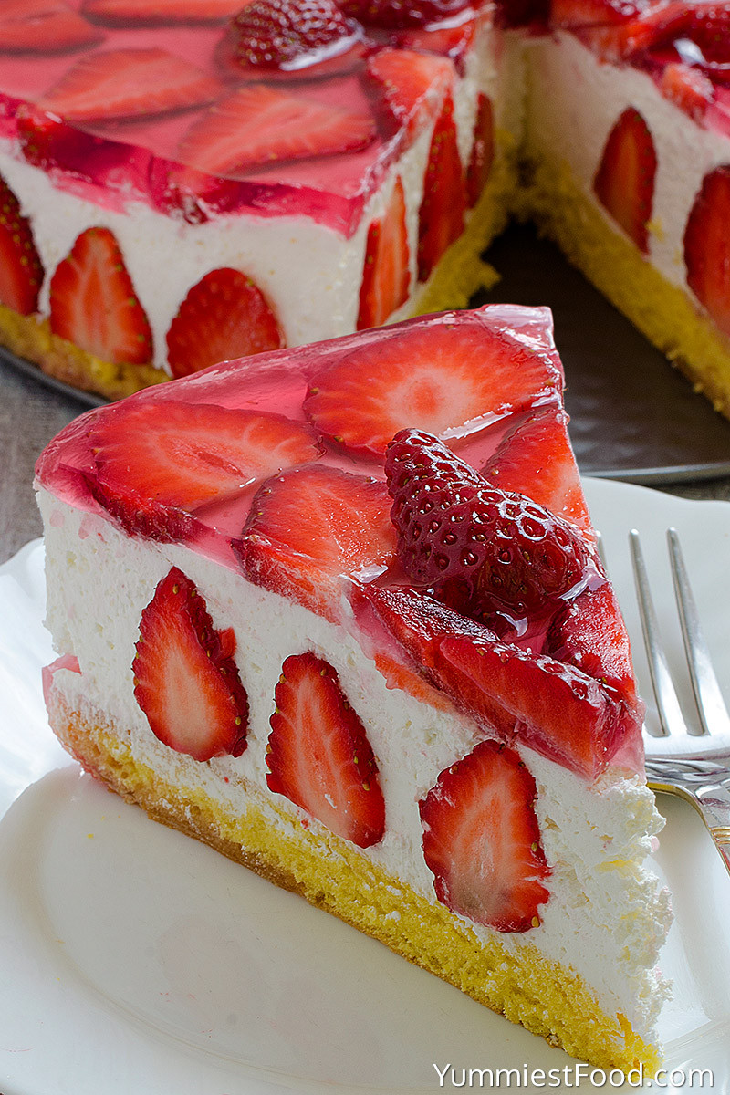 Strawberry Cheesecake Cake
 Strawberry Cheesecake Recipe from Yummiest Food Cookbook
