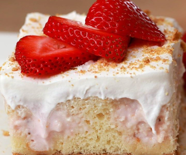Strawberry Cheesecake Poke Cake
 Monchoso Strawberry Cheesecake Poke Cake FULL RECIPE