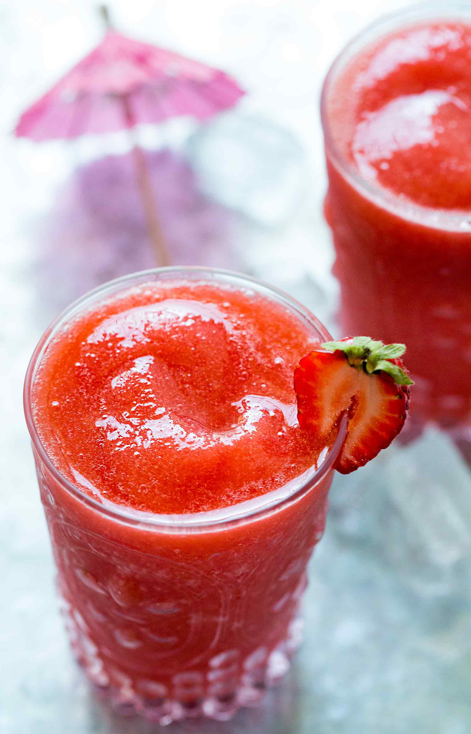 Strawberry Rum Drinks
 Frozen Strawberry Daiquiri Recipe