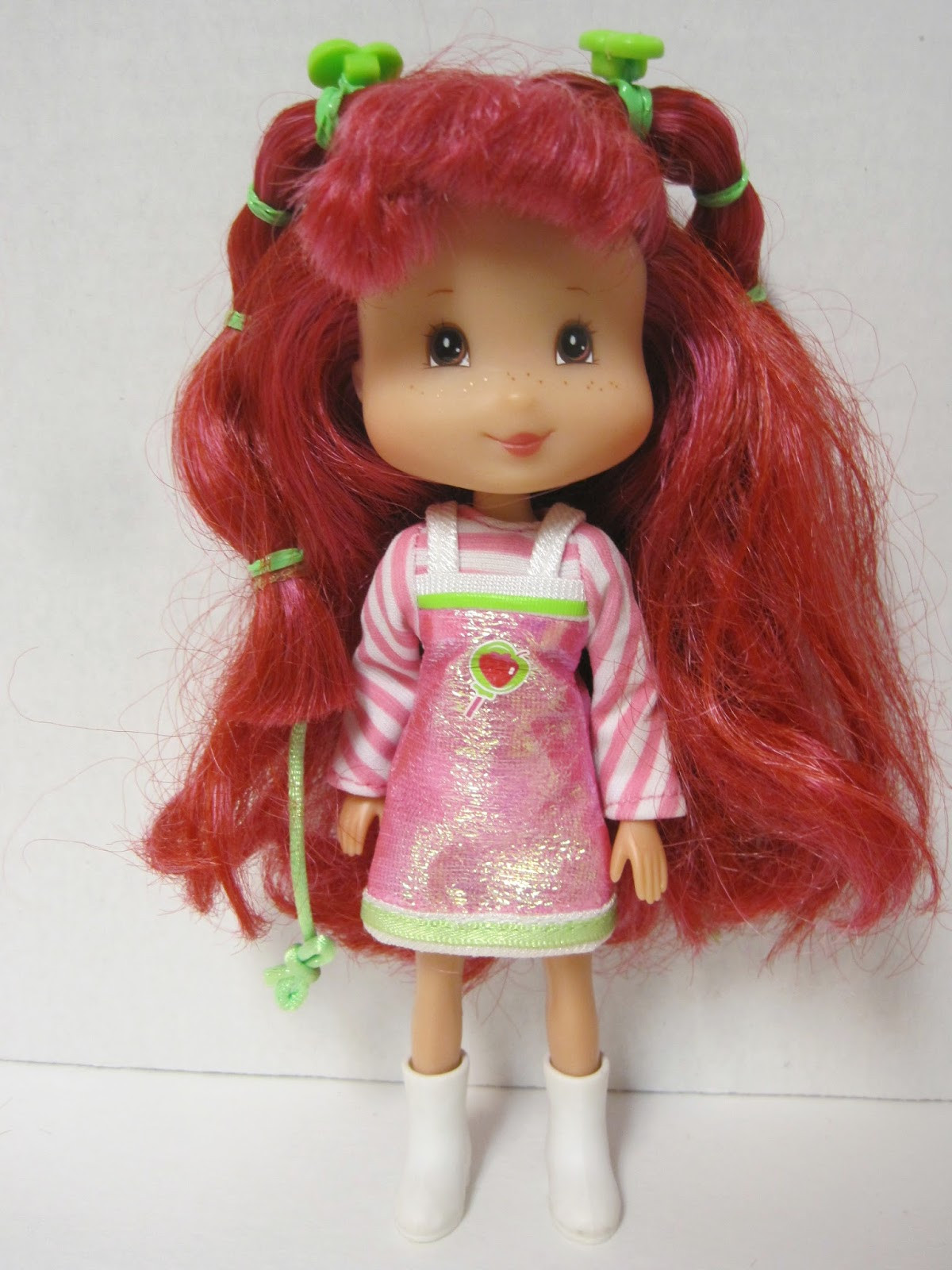 Strawberry Shortcake Doll
 Never Grow Up A Mom s Guide to Dolls and More Strawberry