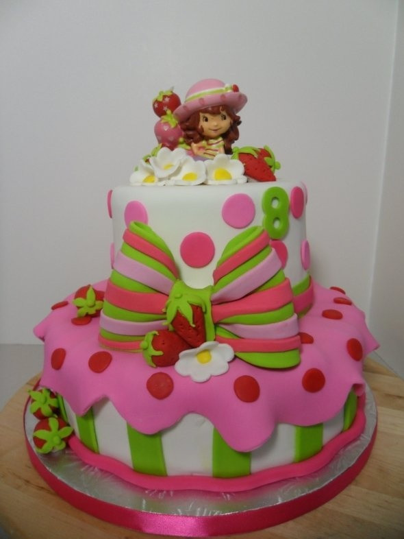 Strawberry Shortcake Girl
 Strawberry shortcake birtHDay cakes for girls Imagui