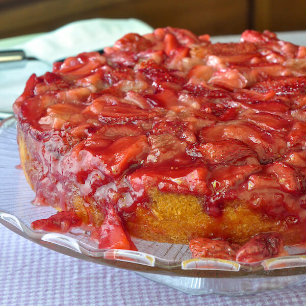 Strawberry Upside Down Cake
 Strawberry Upside Down Cake easy and delicious Rock