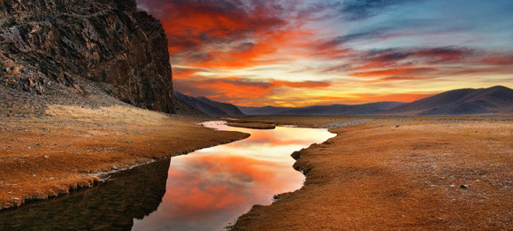 Stream In The Dessert
 The Tale of a Stream Inspirational