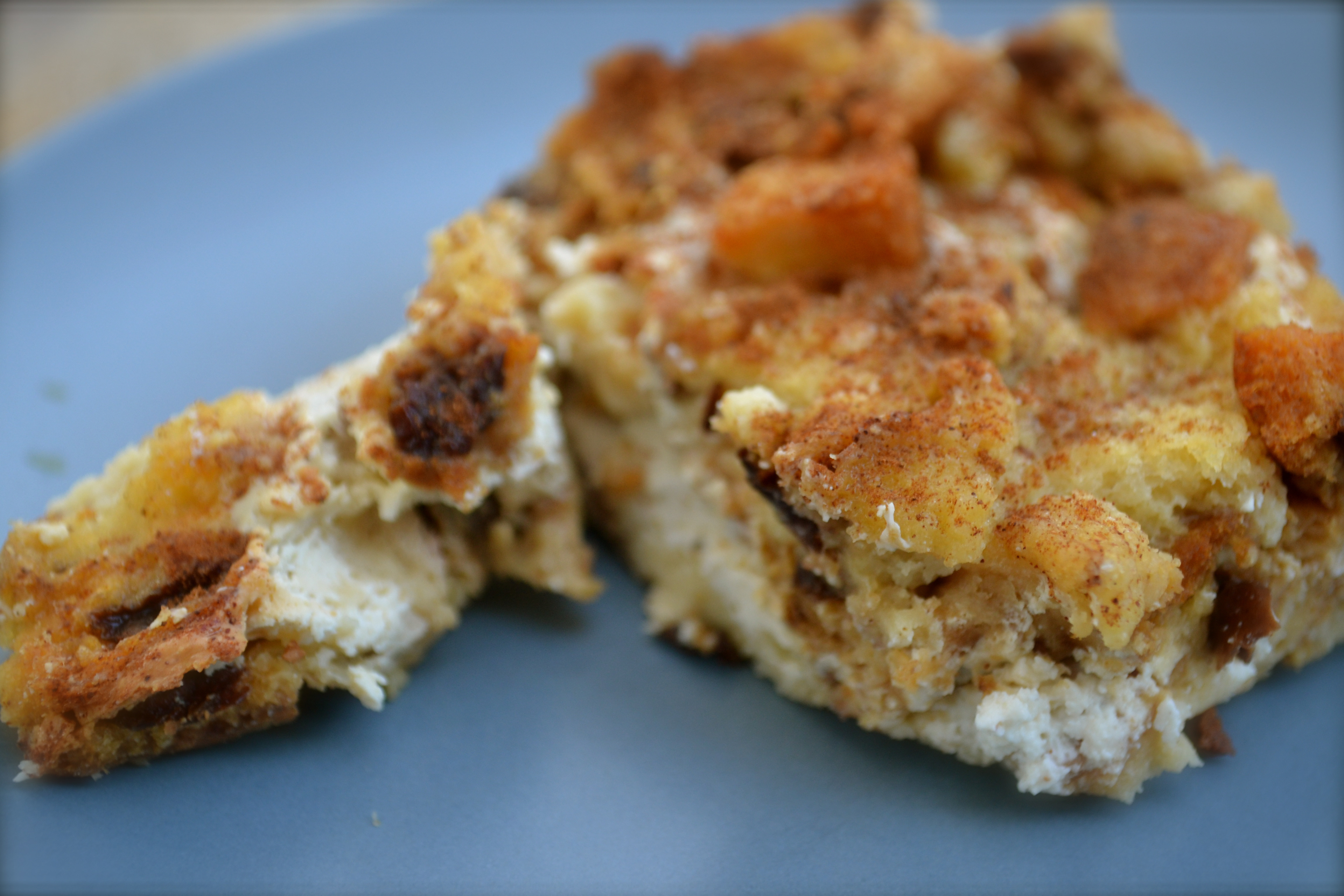 Stuffed French Toast Casserole
 Stuffed Cinnamon Raisin French Toast Casserole – BIG EATS