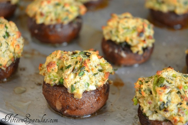 Stuffed Mushrooms Vegetarian
 ve arian stuffed mushroomsApplePins