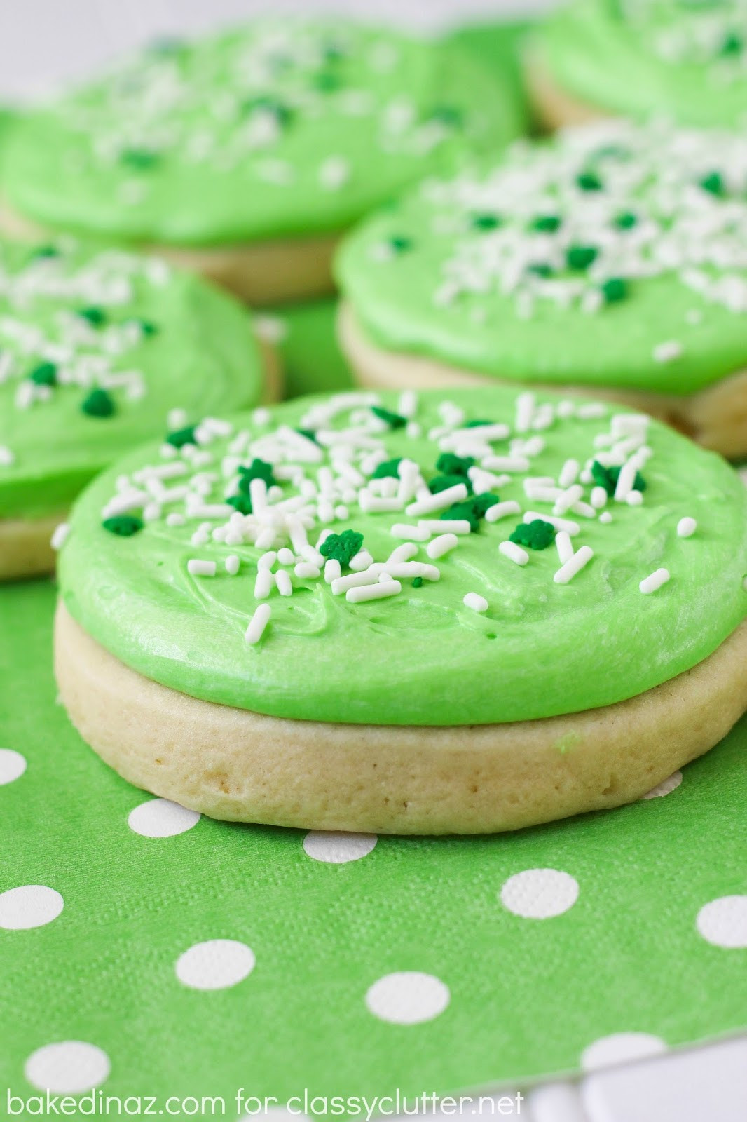 Sugar Cookies With Icing
 Heavenly Sugar Cookies Lofthouse Style Classy Clutter