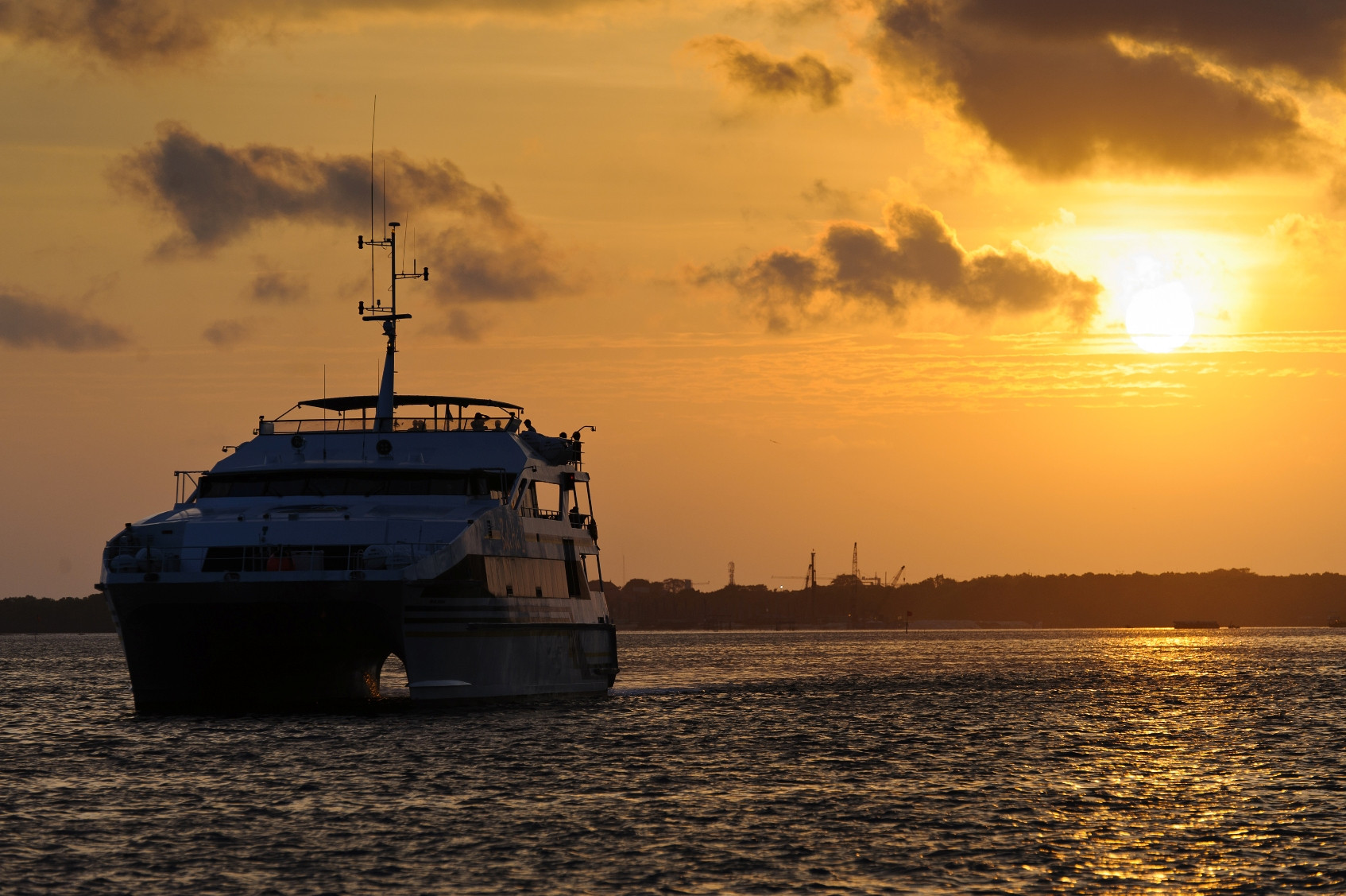 Sunset Dinner Cruise
 Sunset dinner cruises with Bali Hai Crusies