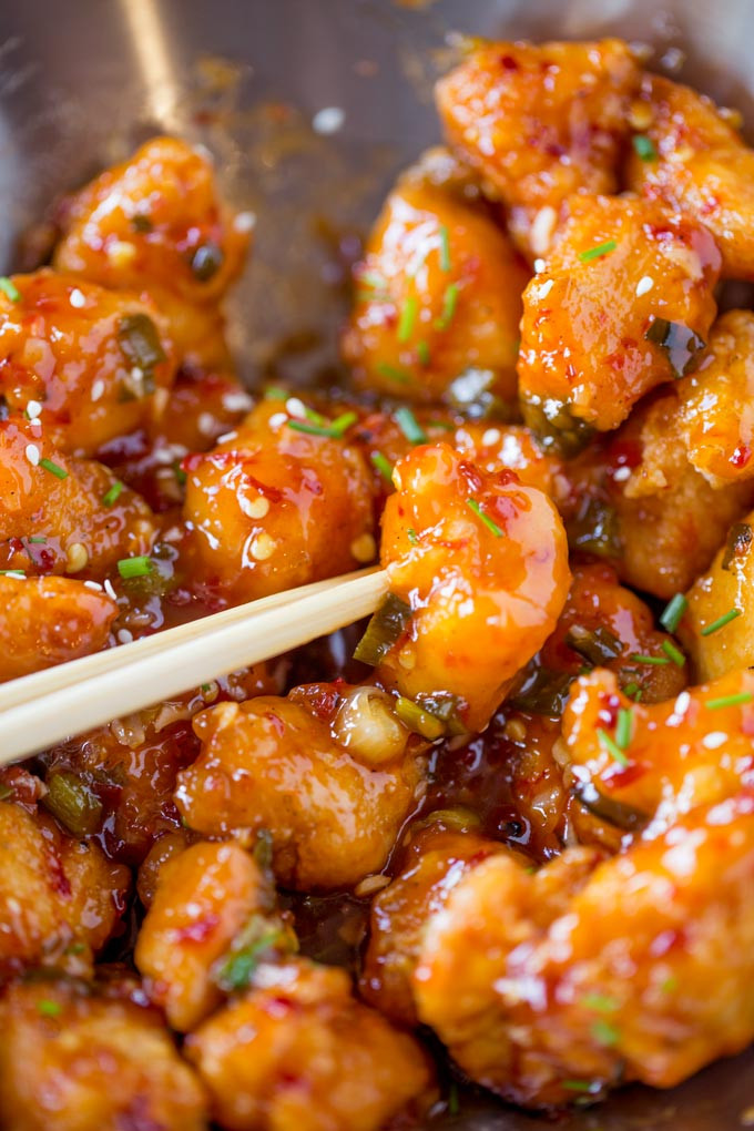 Sweet Chili Chicken
 crockpot sweet and sour chicken with chili sauce