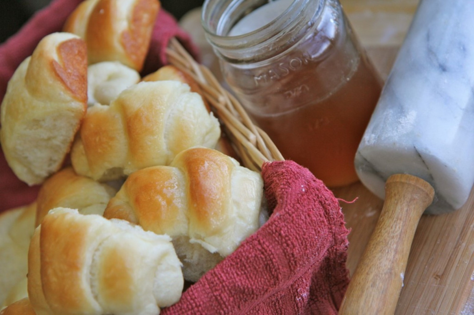 Sweet Dinner Rolls Recipe
 Sweet Dinner Rolls No Bread Machine Recipe