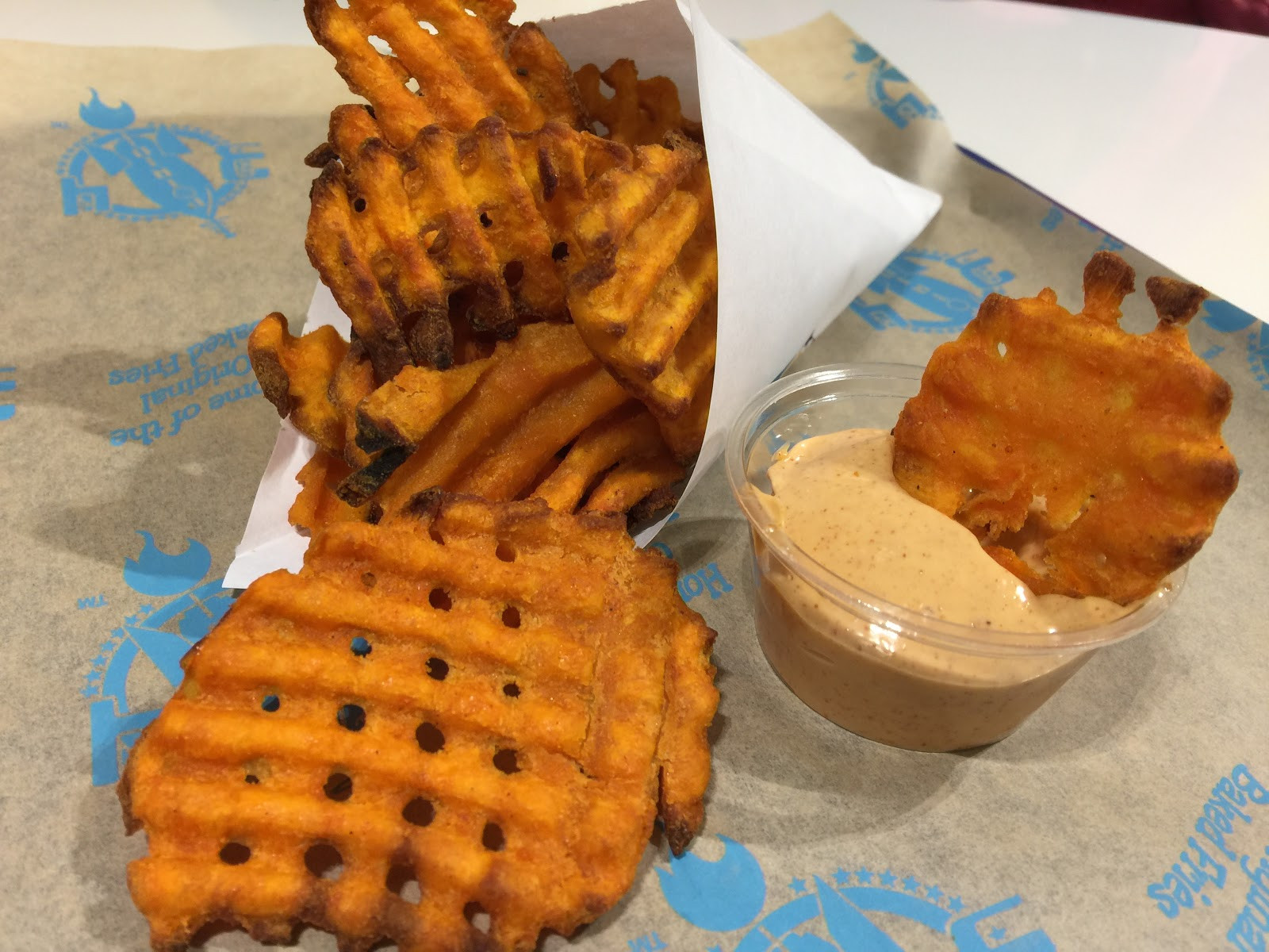 Sweet Potato Waffle Fries
 Baked waffle fries and vegan chili and soft serve at 3