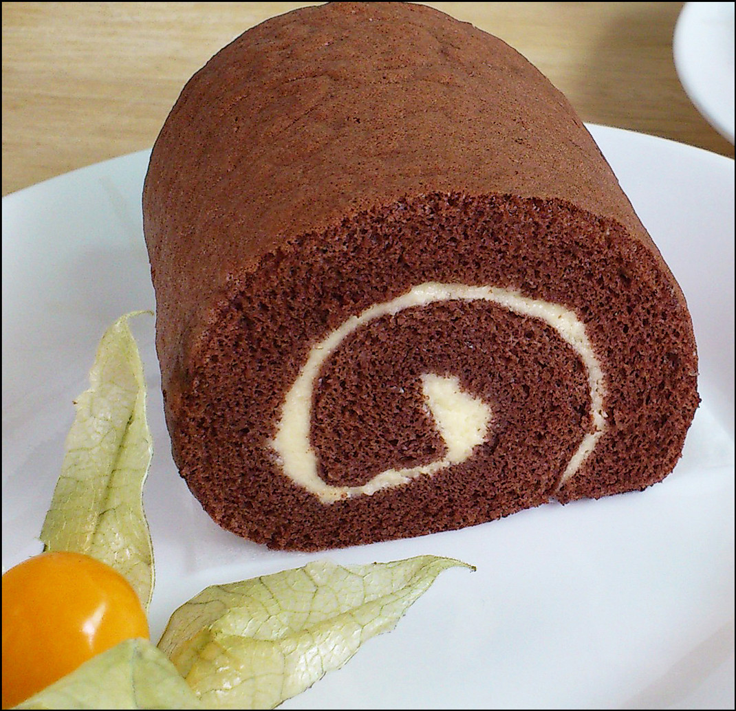 Swiss Roll Cake Recipe
 KitchenTigress Chocolate Swiss Roll 巧克力瑞士蛋糕卷