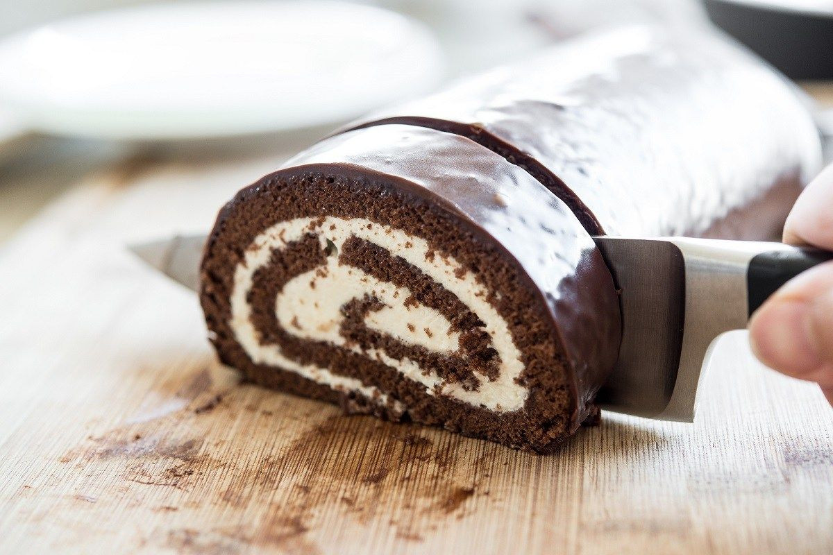 Swiss Roll Cake Recipe
 Chocolate Swiss Roll Cake