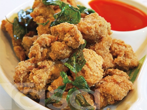 Taiwanese Fried Chicken
 Pin by Niduyham Irbas on Fritters & Frieds