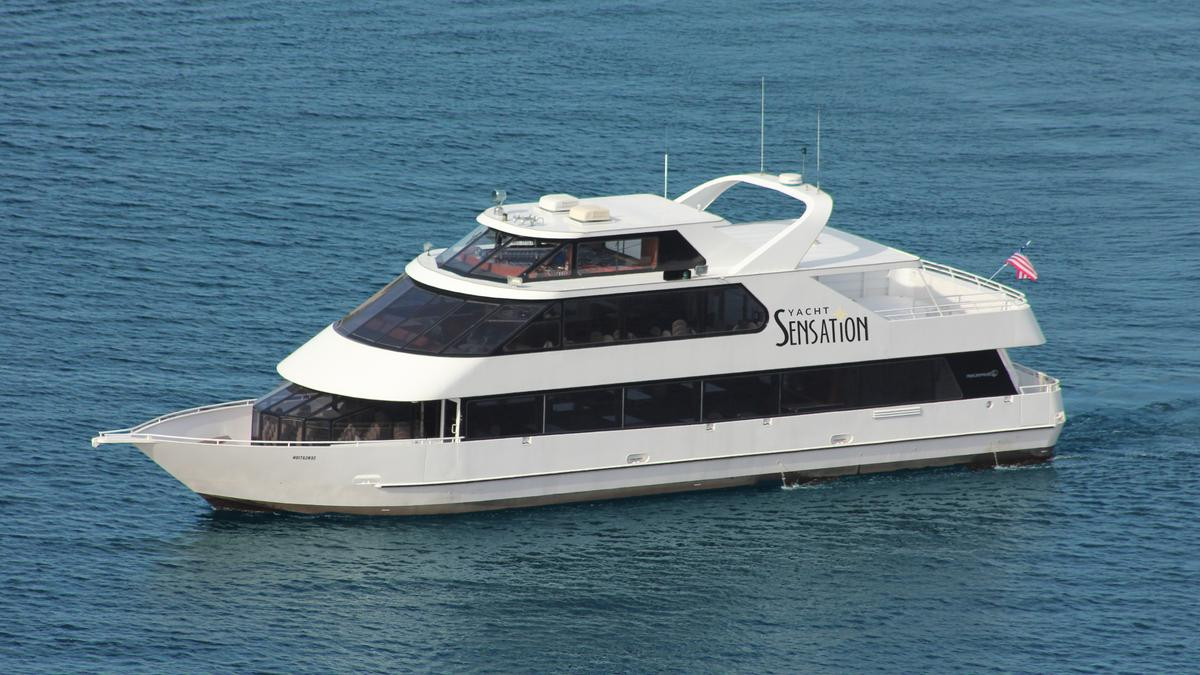 Tampa Dinner Cruise
 Yacht StarShip Dining Cruises dedicates Pinellas vessel