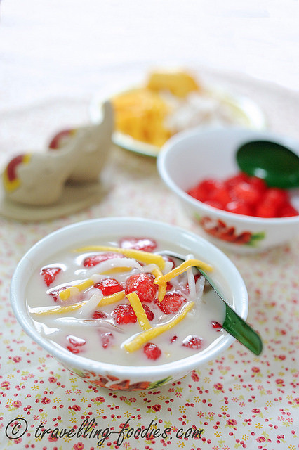Thai Desserts Recipes
 Tub Tim Grob – Thai Red Rubies in Coconut Milk