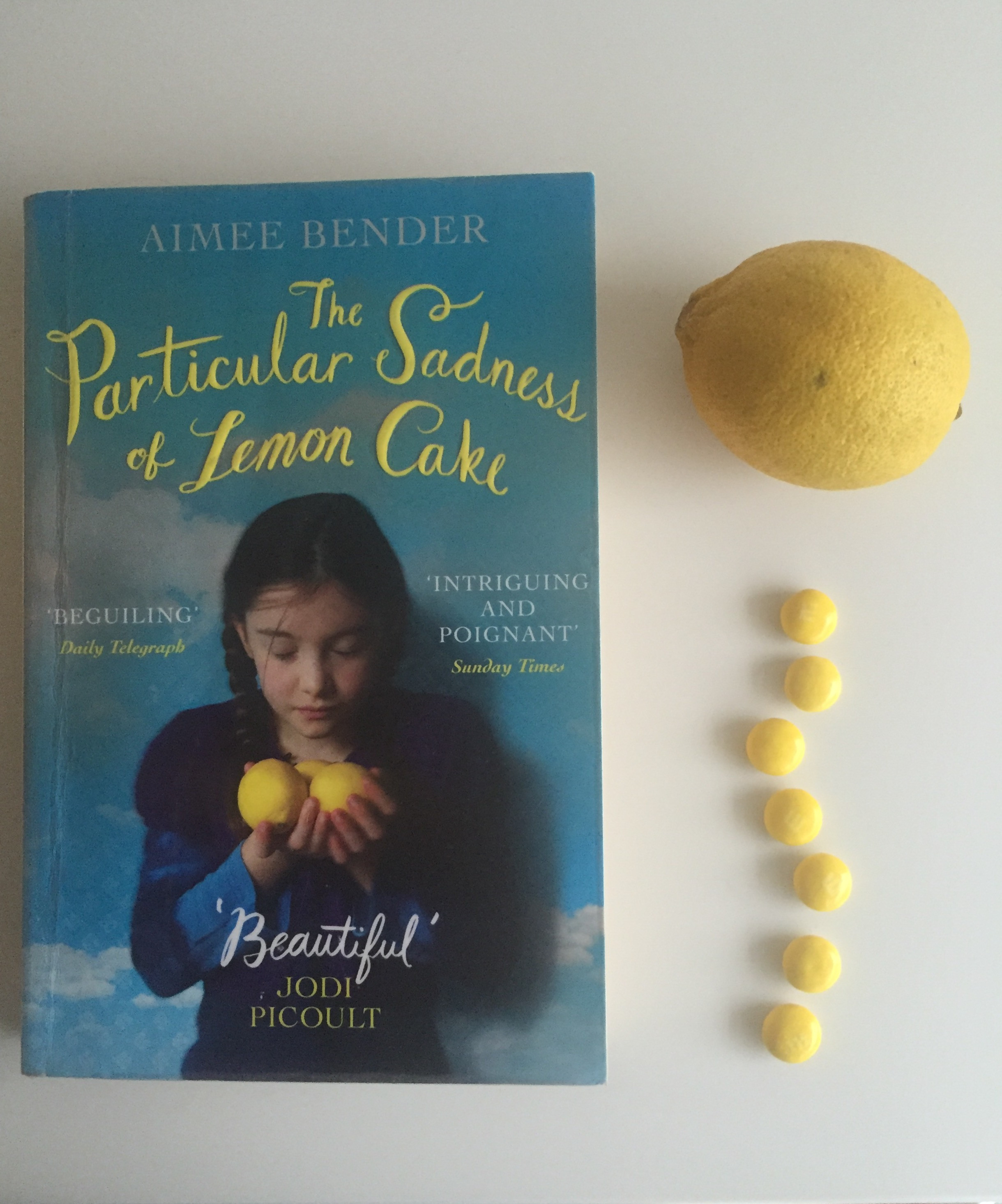 The Particular Sadness Of Lemon Cake
 The Particular Sadness of Lemon Cake af Aimee Bender