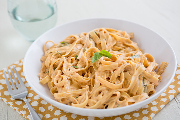 Tomato Alfredo Sauce
 Vegan Sun Dried Tomato Fettuccine Alfredo Recipe