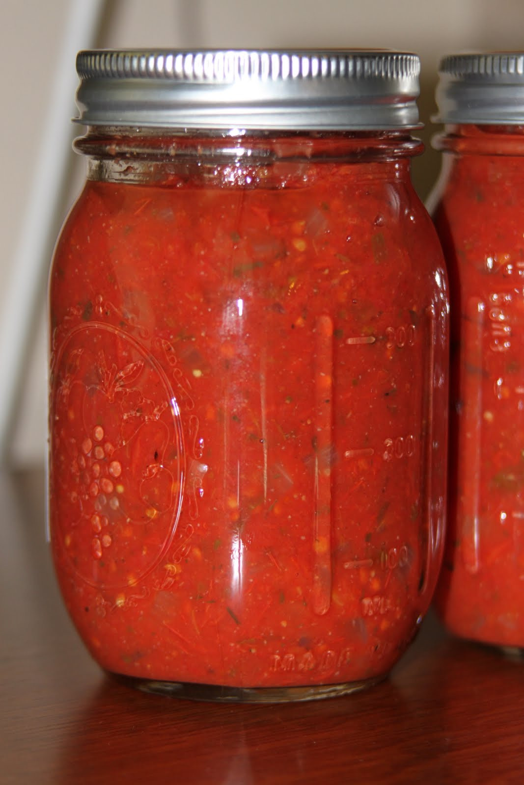 Tomato Basil Pasta Sauce
 cooking out of the box Fresh Tomato and Basil Pasta Sauce