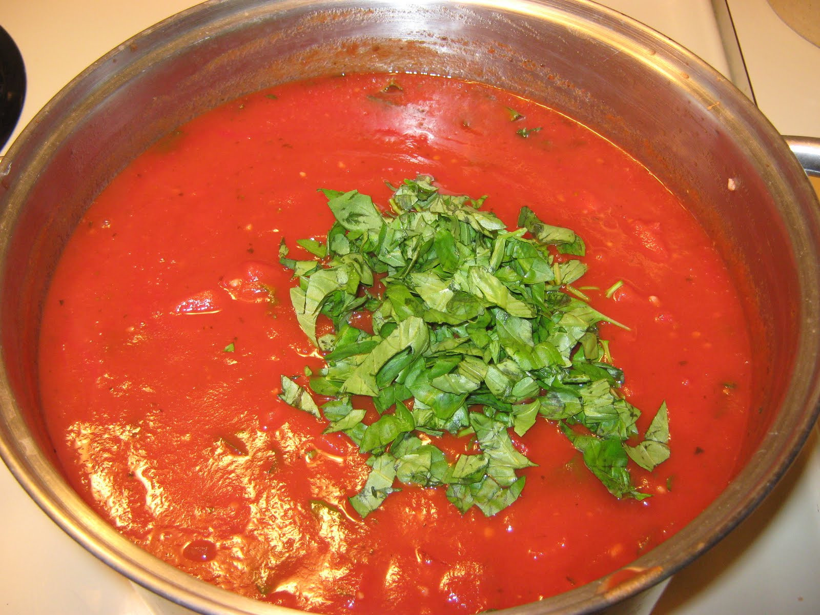 Tomato Basil Pasta Sauce
 Fake It Frugal Homemade Tomato Basil Spaghetti Sauce