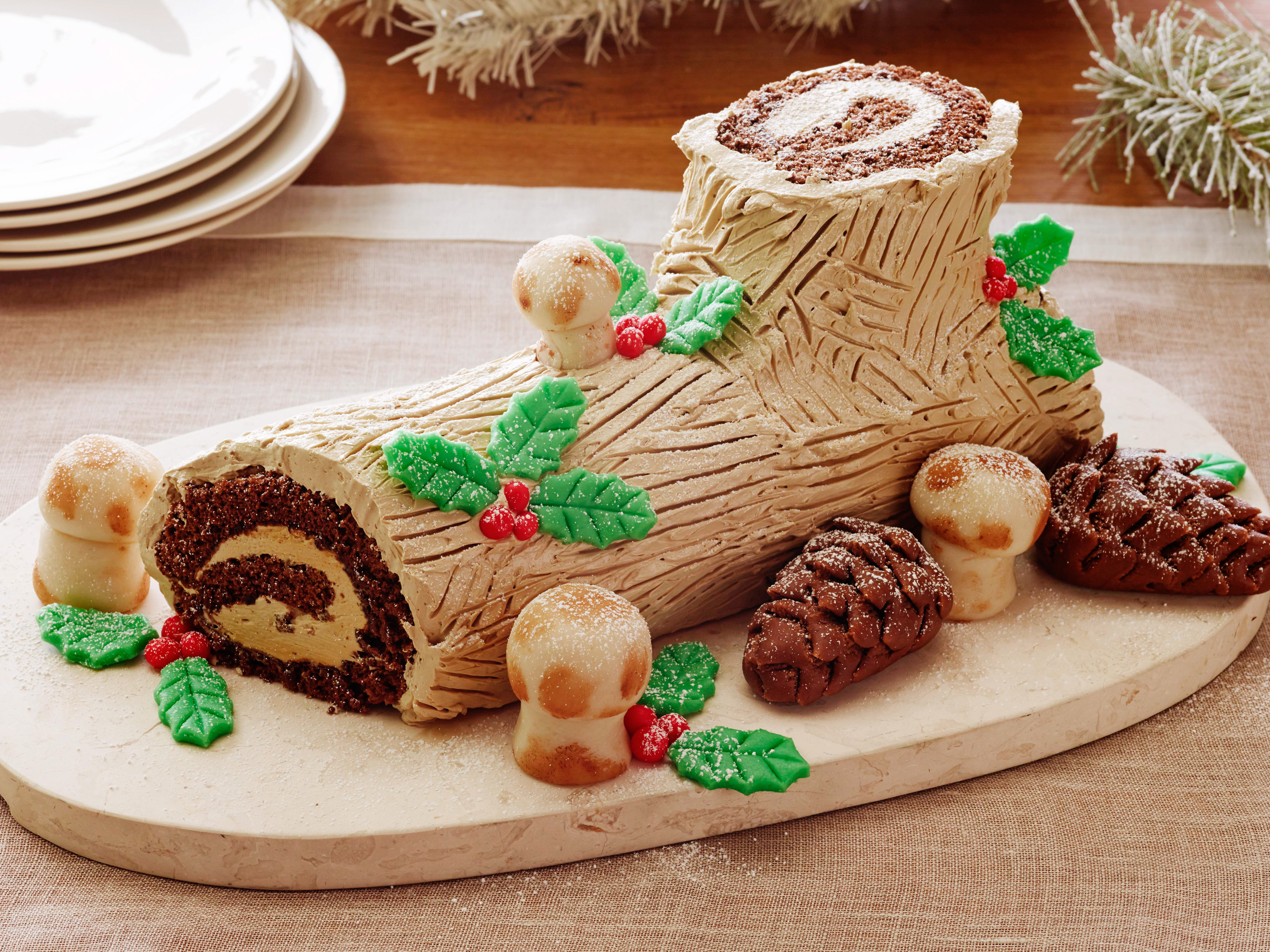 Traditional Holiday Desserts
 Our Favorite Christmas Traditions From Lebanon