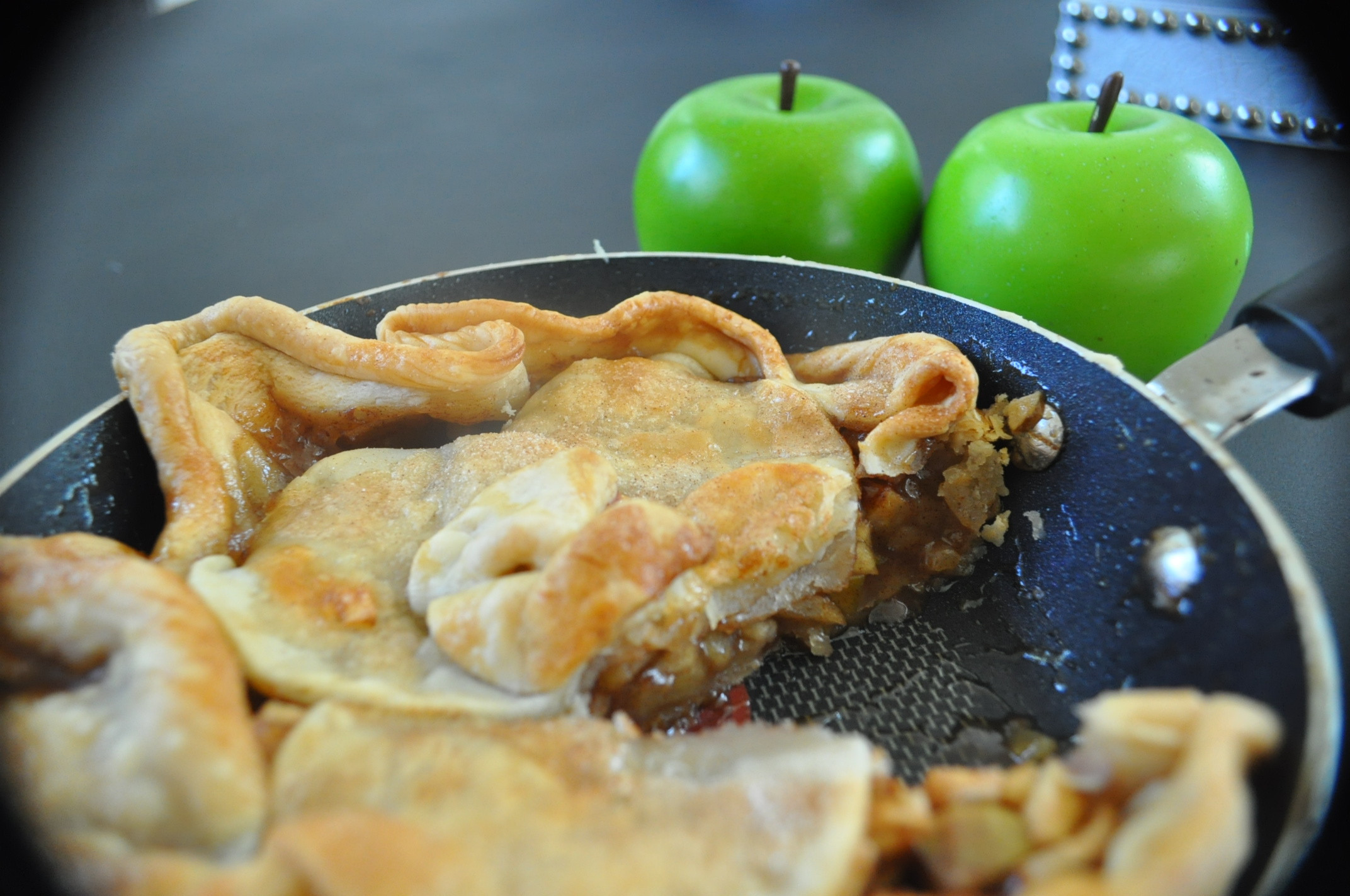 Trisha Yearwood Skillet Apple Pie
 Blog Archive DSC 0229