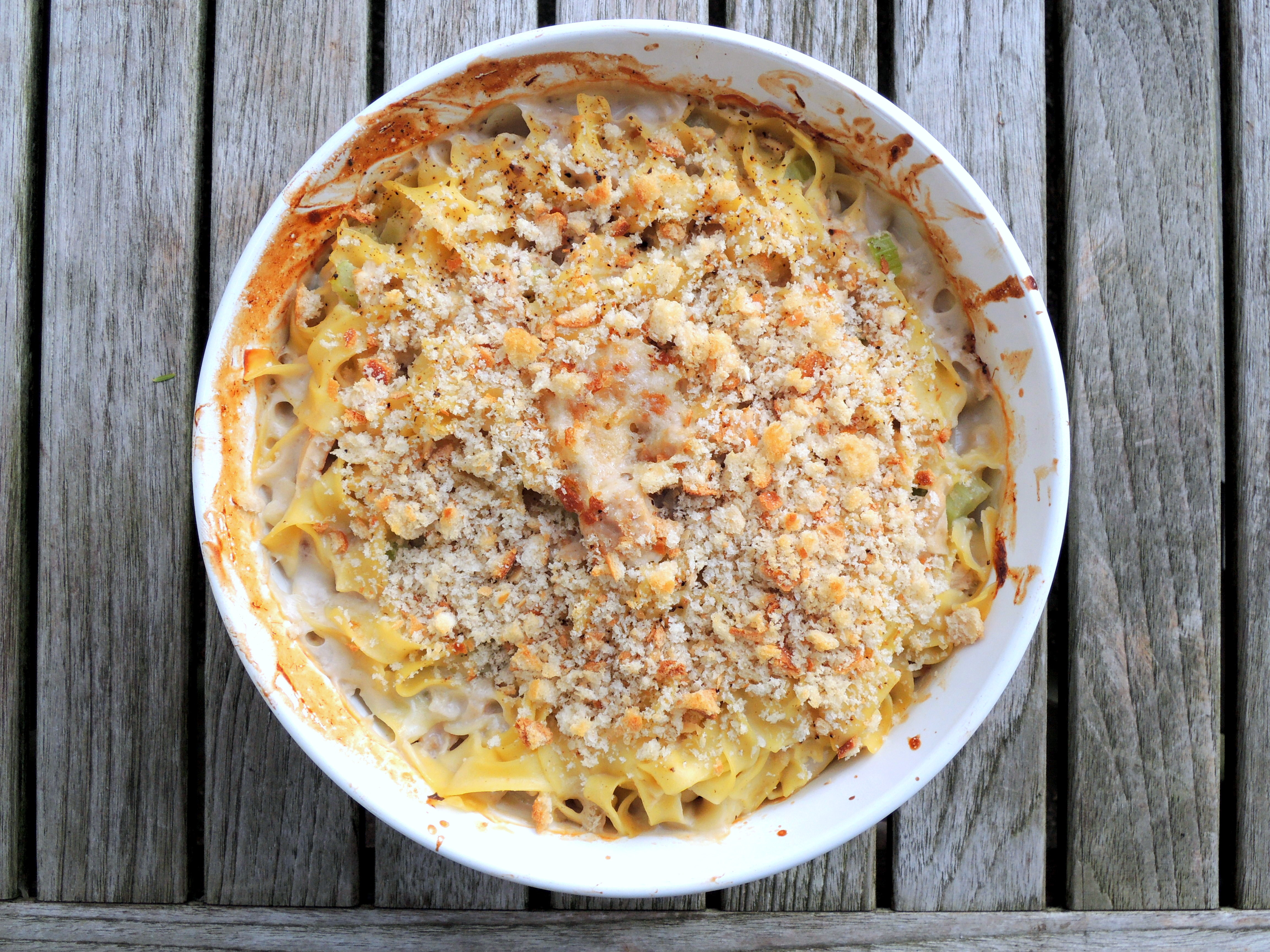 Tuna Casserole With Egg Noodles
 PAOLO’S TUNA NOODLE CASSEROLE – The Weathered Grey Table