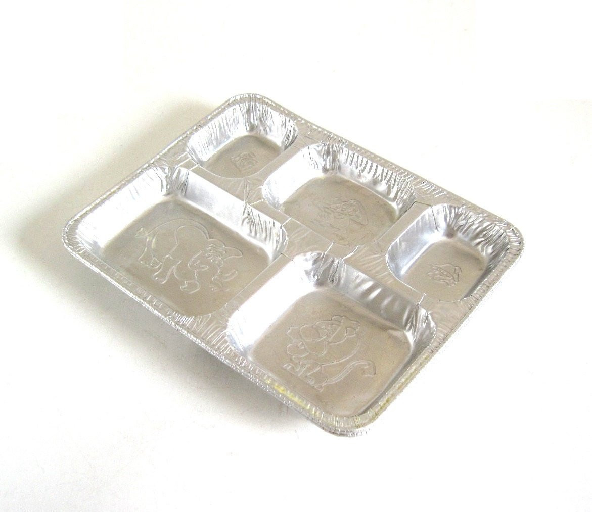 Tv Dinner Tray
 Metal TV Dinner Trays Libbyland Safari Supper Metal Divided