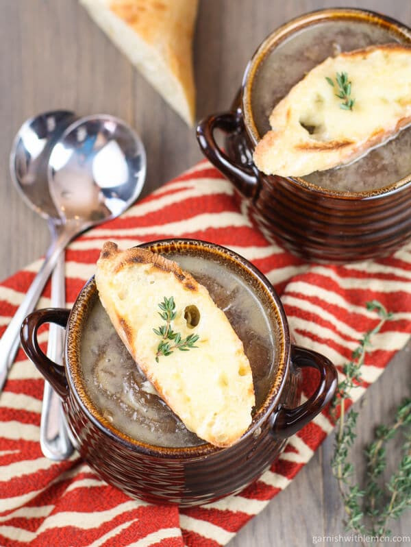 Tyler Florence French Onion Soup
 Easy French ion Soup Garnish with Lemon