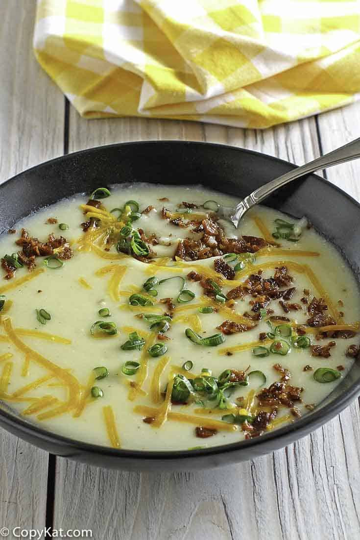 Ultimate Potato Soup
 Bennigan s Ultimate Baked Potato Soup