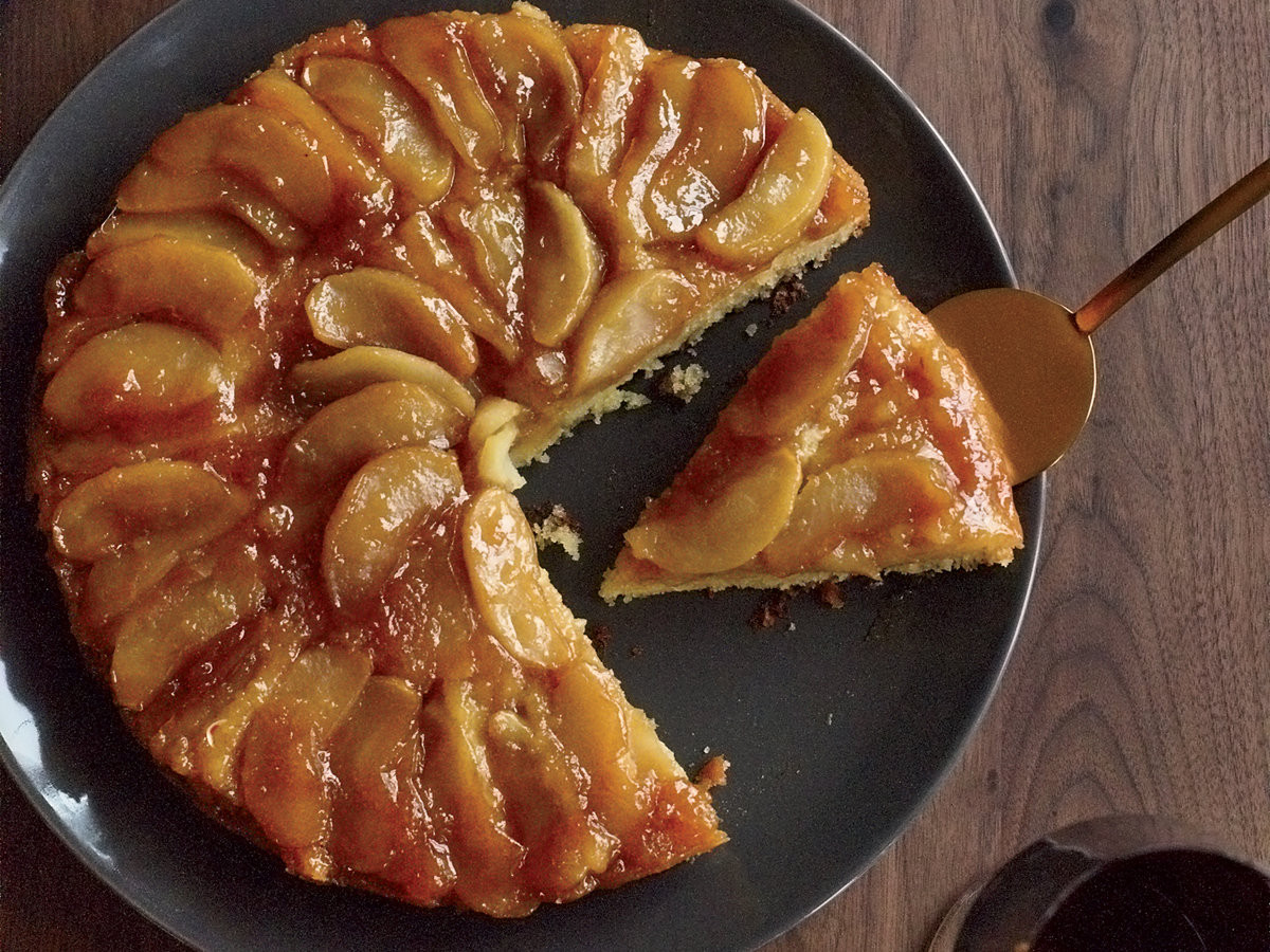 Upside Down Apple Cake
 Maple Apple Upside Down Cake Recipe Joanne Chang