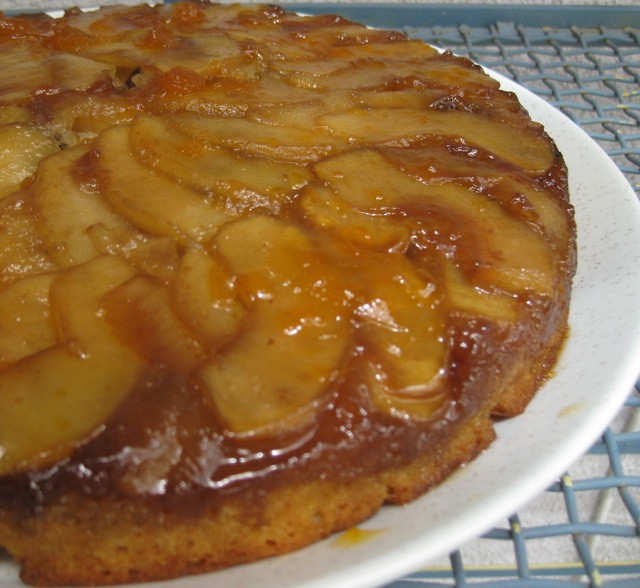 Upside Down Apple Cake
 Solar Upside Down Cake Sun Oven